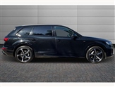Audi Q7 Image 4
