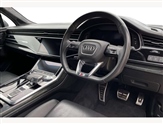 Audi Q7 Image 6
