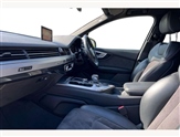 Audi Q7 Image 2
