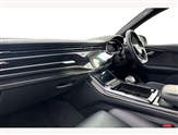 Audi Q7 Image 2