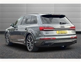 Audi Q7 Image 3