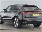 Audi Q8 Image 3
