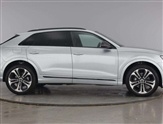 Audi Q8 Image 4