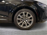 Audi Q8 Image 6
