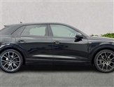 Audi Q8 Image 3