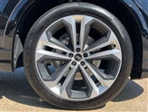 Audi Q8 Image 5