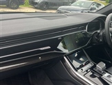 Audi Q8 Image 2