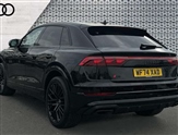 Audi Q8 Image 3