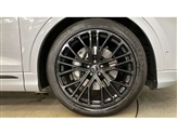 Audi Q8 Image 5