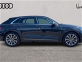 Audi Q8 Image 5