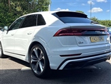 Audi Q8 Image 6