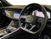 Audi Q8 Image 6