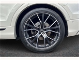 Audi Q8 Image 5