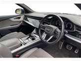 Audi Q8 Image 6