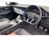 Audi Q8 Image 6