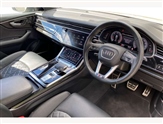Audi Q8 Image 6