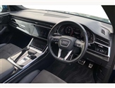 Audi Q8 Image 6