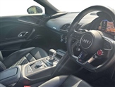 Audi R8 Image 6