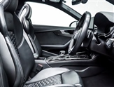 Audi RS4 Image 6
