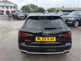 Audi RS4 Image 6