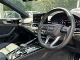 Audi RS4 Image 6