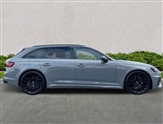Audi RS4 Image 3