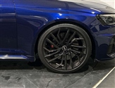 Audi RS4 Image 6