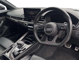 Audi RS4 Image 6