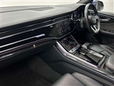 Audi RS4 Image 6