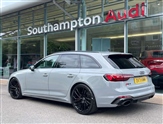 Audi RS4 Image 6