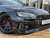 Audi RS4 Image 2