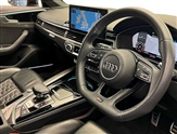 Audi RS4 Image 6