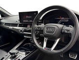 Audi RS4 Image 6