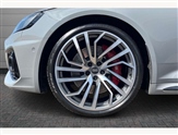Audi RS4 Image 5