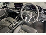 Audi RS4 Image 6