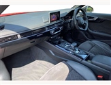 Audi RS4 Image 2