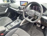 Audi SQ2 Image 6