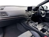 Audi SQ5 Image 2