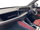 Audi SQ5 Image 2