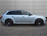 Audi SQ7 Image 6