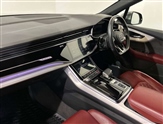 Audi SQ7 Image 3
