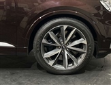 Audi SQ7 Image 6