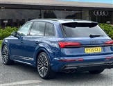 Audi SQ7 Image 2