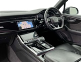 Audi SQ7 Image 2