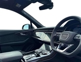 Audi SQ7 Image 6