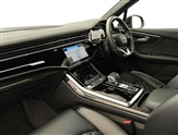 Audi SQ7 Image 2