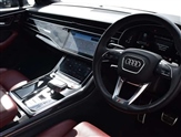 Audi SQ7 Image 6