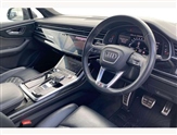 Audi SQ7 Image 6