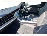 Audi SQ7 Image 2