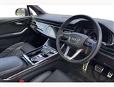 Audi SQ7 Image 6